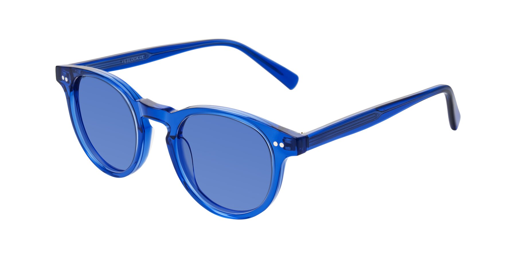Angle of Ovaldo in Blue with Blue Tinted Lenses