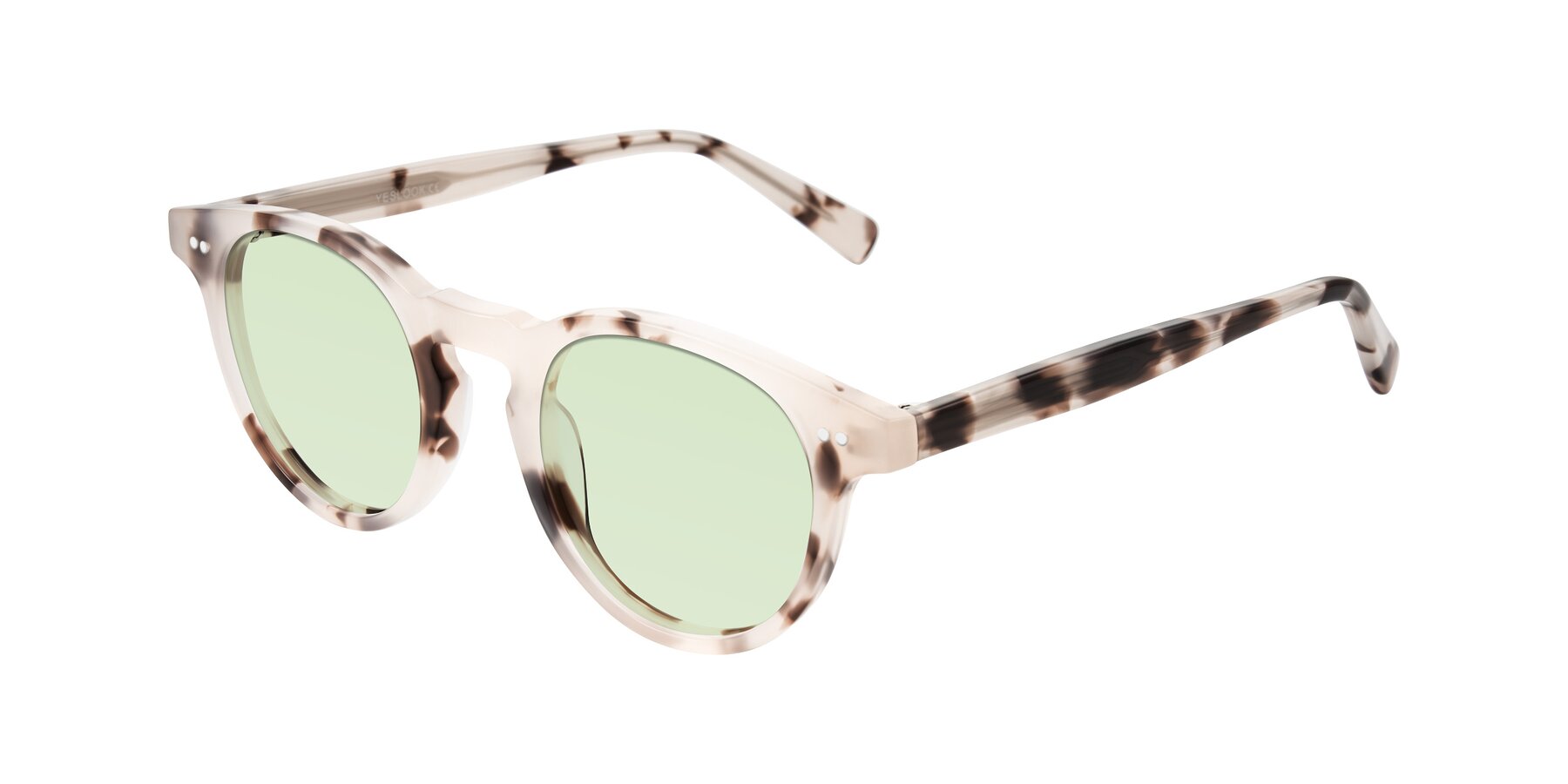 Angle of Ovaldo in Ivory Tortoise with Light Green Tinted Lenses