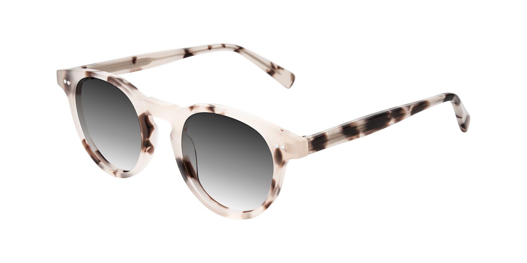 Angle of Ovaldo in Ivory Tortoise with Gray Gradient Lenses