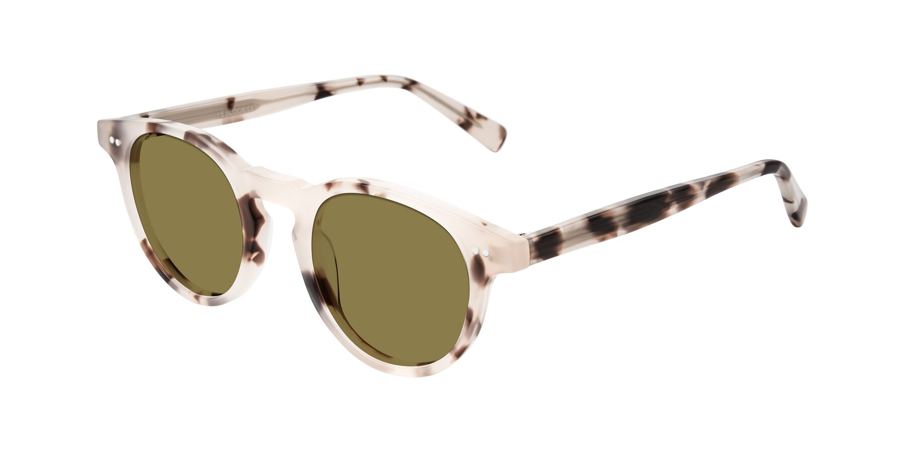 Angle of Ovaldo in Ivory Tortoise with Brown Polarized Lenses