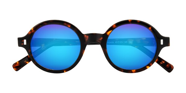 Front of Lozada in Tortoise