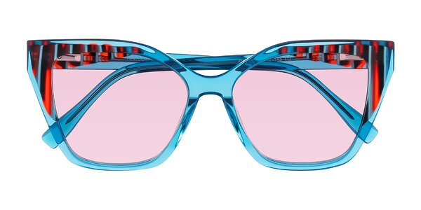 Front of Zimme in Blue Fizz