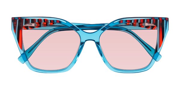Front of Zimme in Blue Fizz