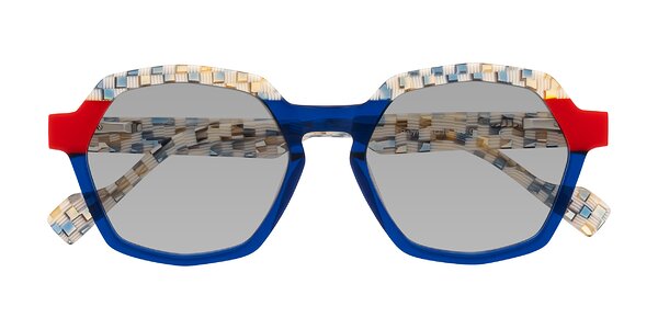 Front of Ralyn in Studio Blue