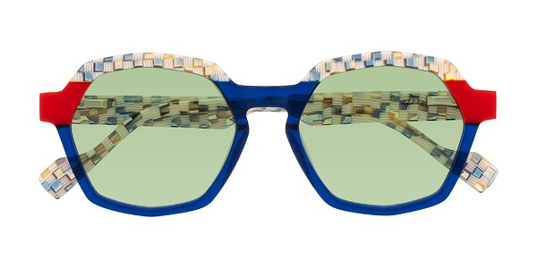 Front of Ralyn in Studio Blue