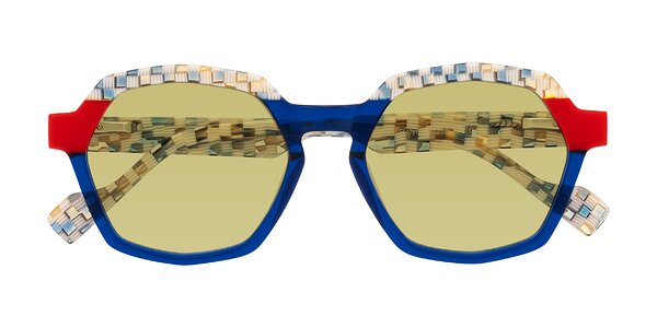 Front of Ralyn in Studio Blue