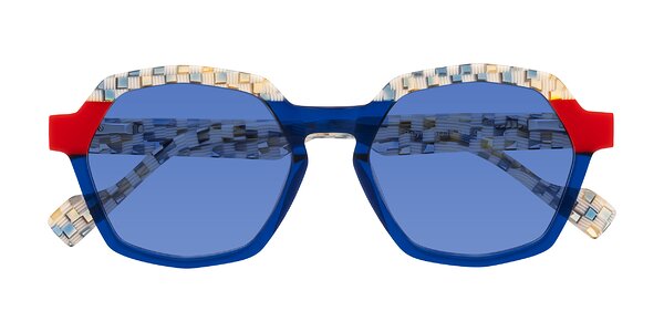 Front of Ralyn in Studio Blue
