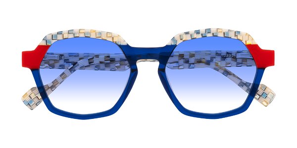 Front of Ralyn in Studio Blue