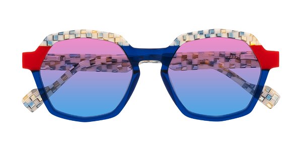 Front of Ralyn in Studio Blue