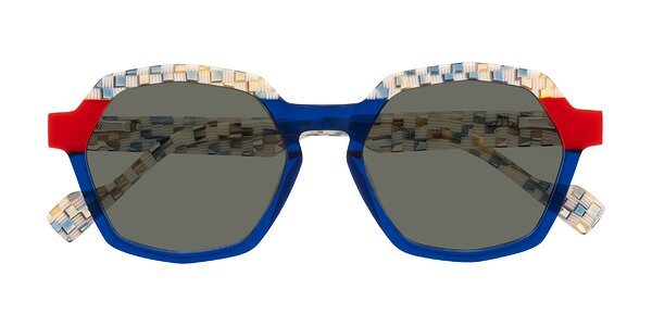 Front of Ralyn in Studio Blue