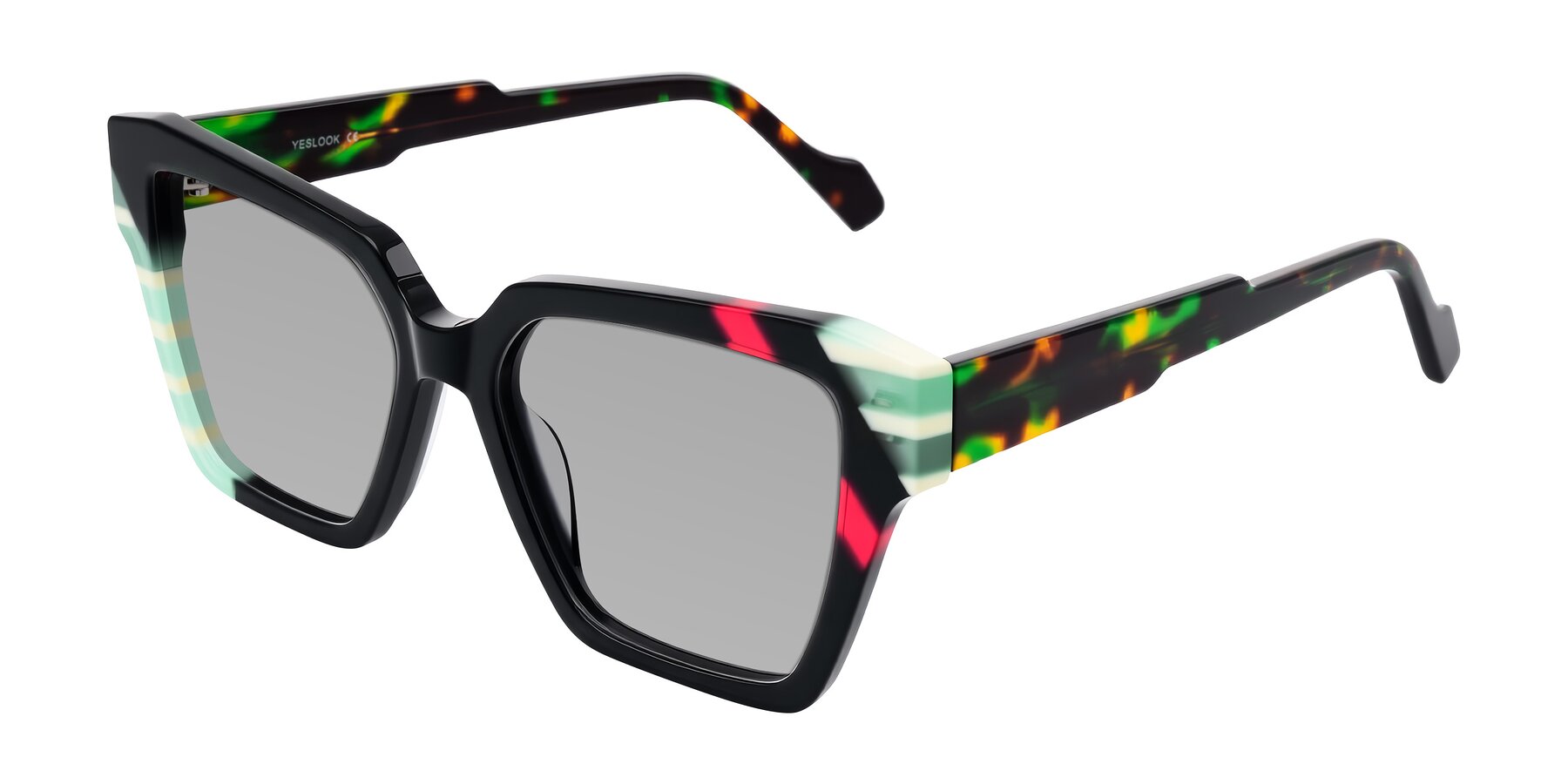 Angle of Widvale in Onyx Mosaic with Light Gray Tinted Lenses
