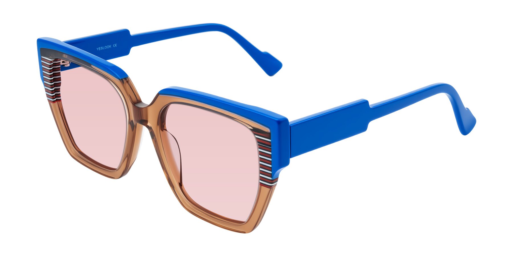 Angle of Delph in Mocha Circuit with Light Garnet Tinted Lenses