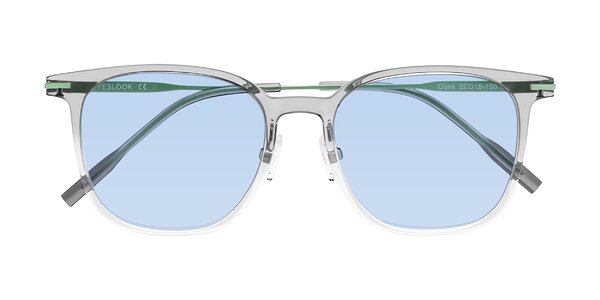 Front of Oonk in Gradient Light Gray/Clear