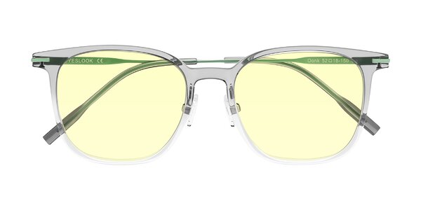 Front of Oonk in Gradient Light Gray/Clear