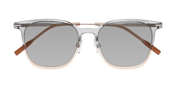 Front of Oonk in Gradient Light Gray/Brown