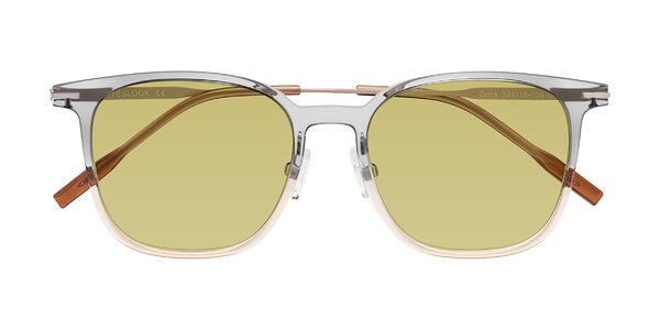 Front of Oonk in Gradient Light Gray/Brown