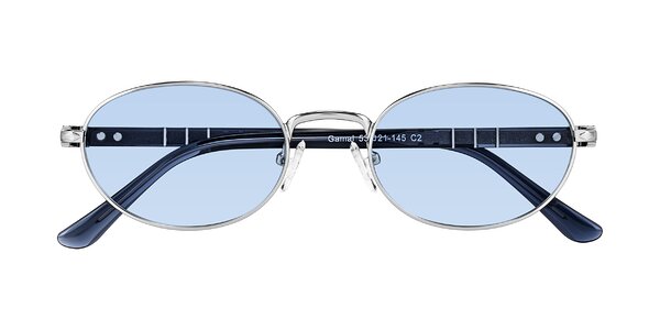 Front of Gamal in Silver/Blue