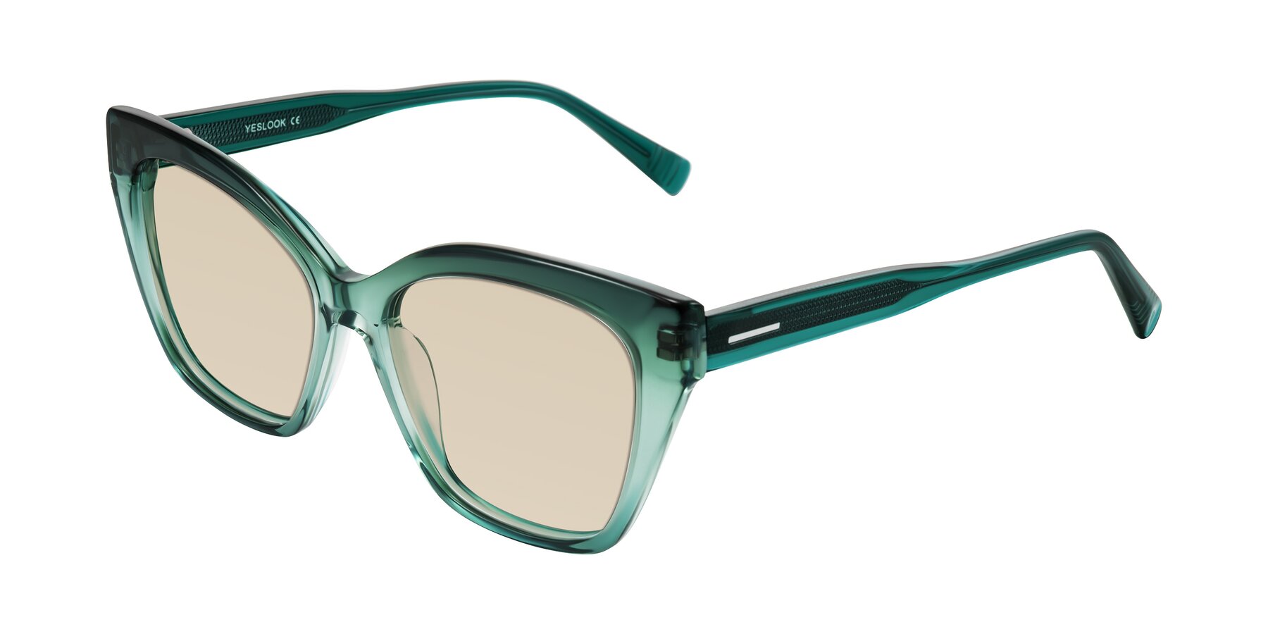Angle of Landecho in Gradient Emerald Green with Light Brown Tinted Lenses