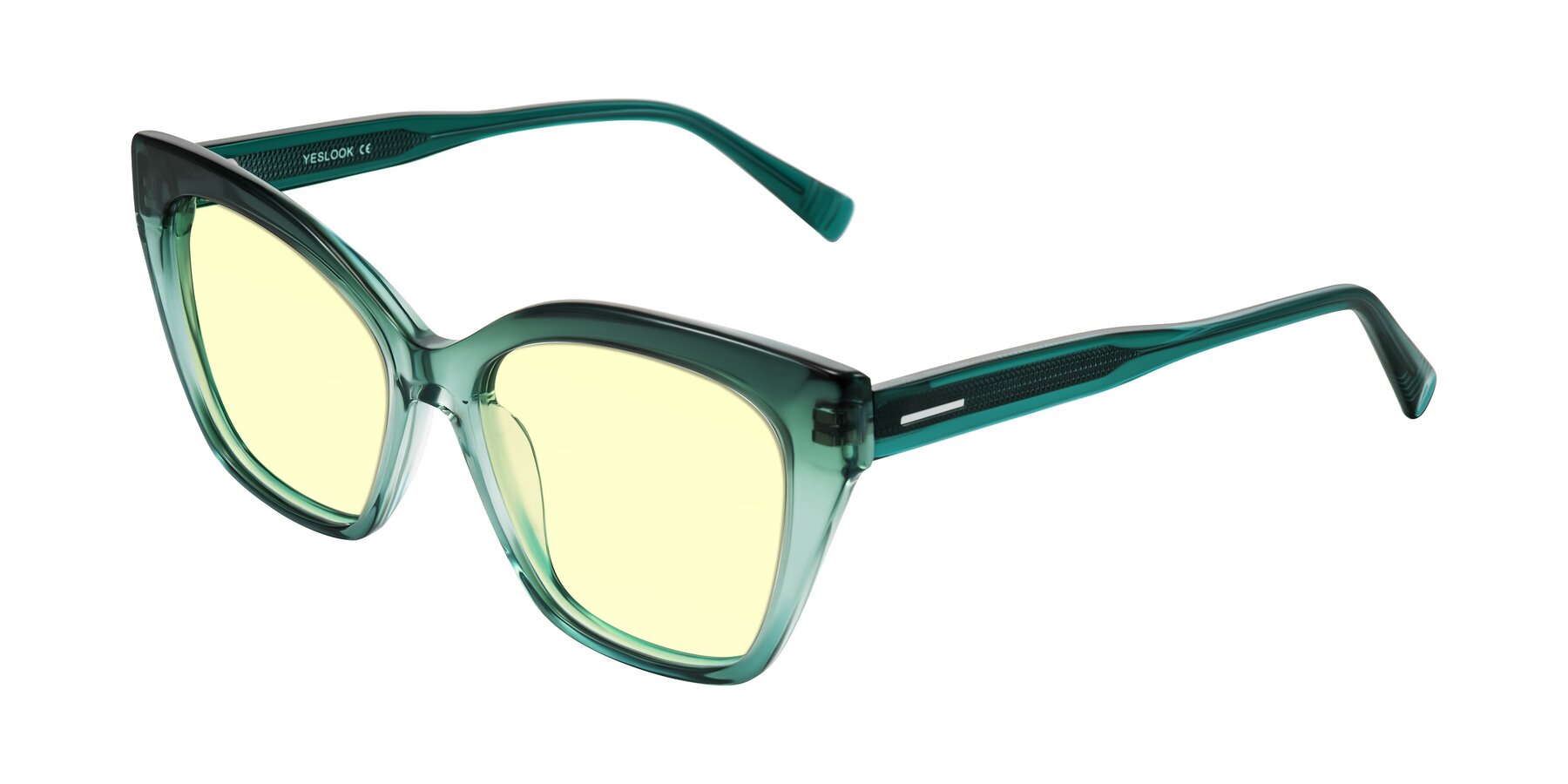 Angle of Landecho in Gradient Emerald Green with Light Yellow Tinted Lenses
