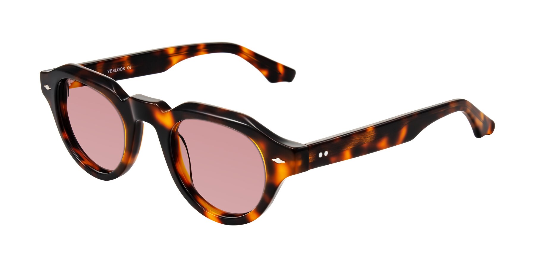 Angle of Ascend in Tortoise with Medium Garnet Tinted Lenses