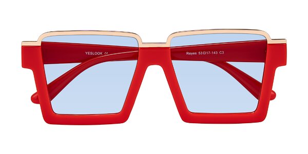 Front of Reyes in Red