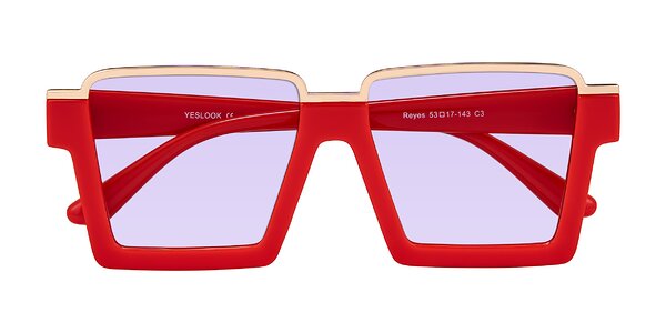 Front of Reyes in Red