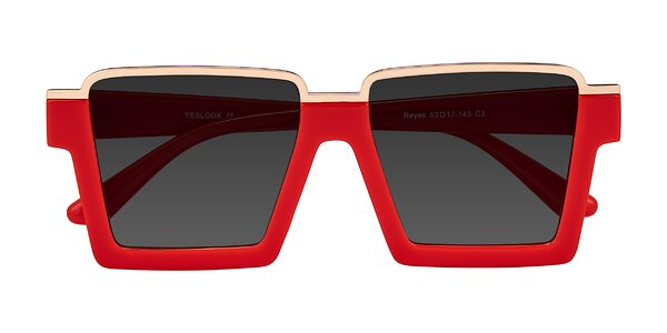 Front of Reyes in Red