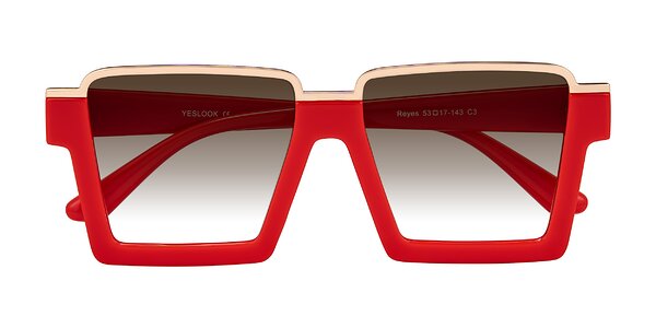 Front of Reyes in Red