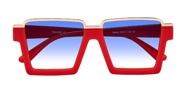 Front of Reyes in Red