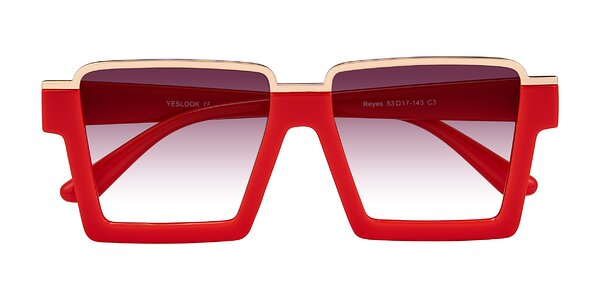 Front of Reyes in Red
