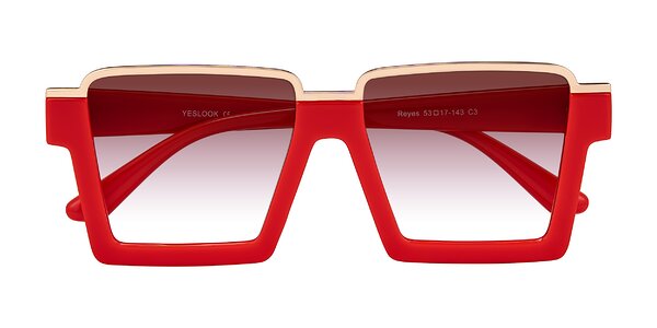 Front of Reyes in Red