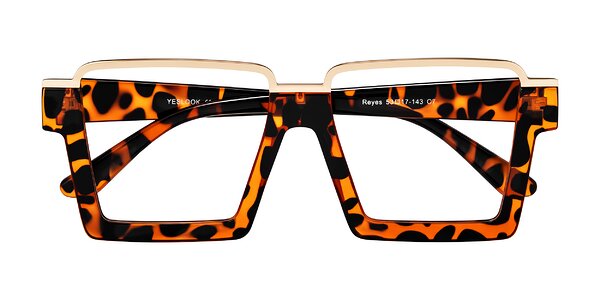 Front of Reyes in Leopard-Print