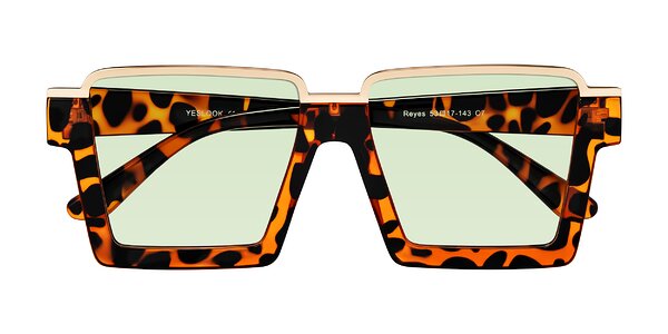 Front of Reyes in Leopard-Print