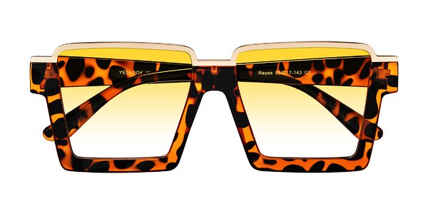 Front of Reyes in Leopard-Print
