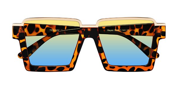 Front of Reyes in Leopard-Print