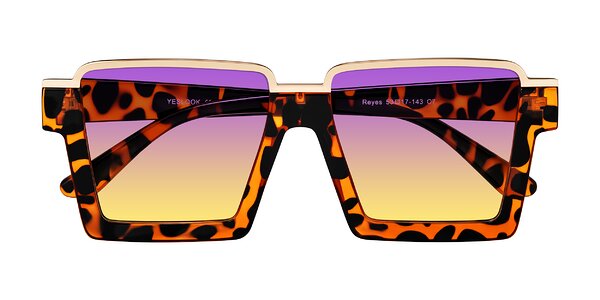 Front of Reyes in Leopard-Print