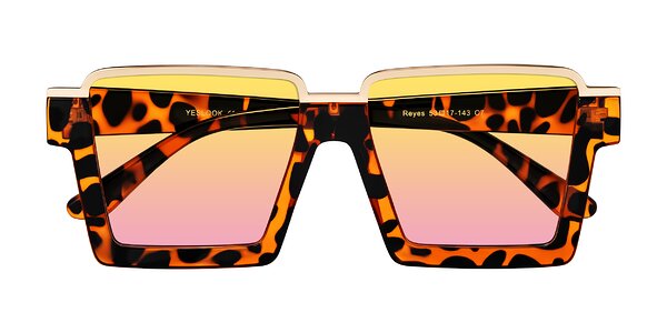 Front of Reyes in Leopard-Print