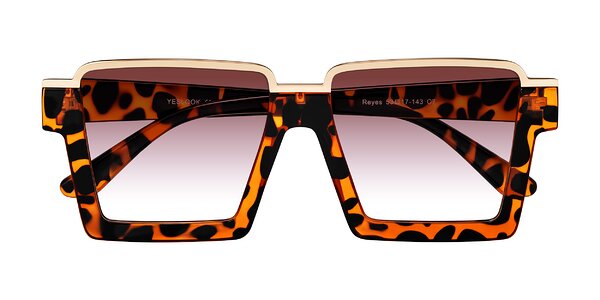 Front of Reyes in Leopard-Print