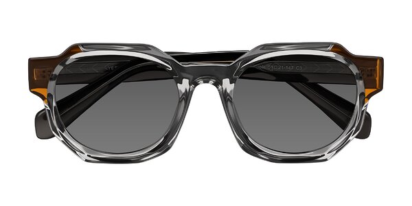 Front of Poole in Transparent Gray