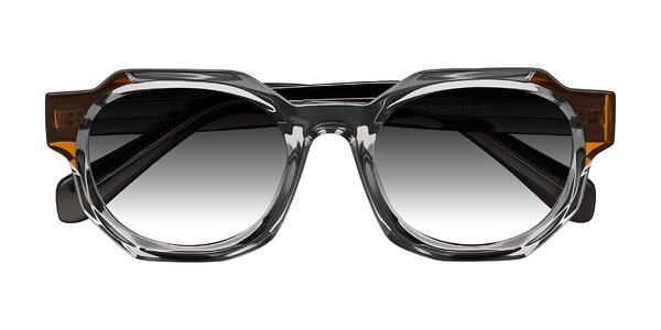Front of Poole in Transparent Gray