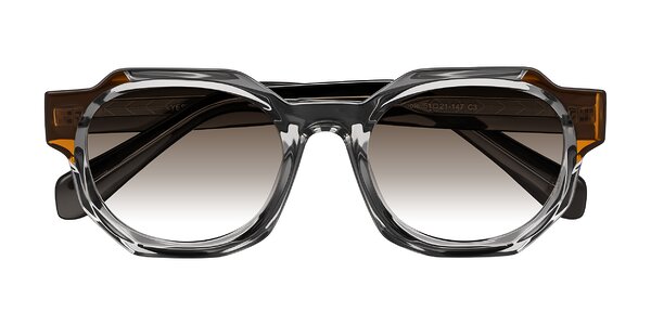 Front of Poole in Transparent Gray
