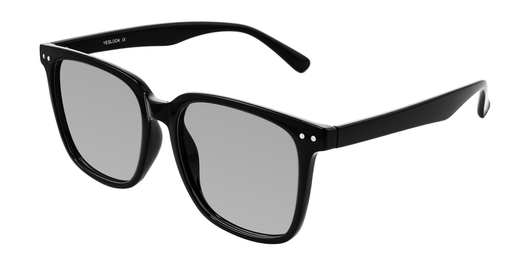 Angle of Arroyo in Black with Light Gray Tinted Lenses