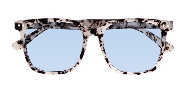 Front of Arroyo in Ivory Tortoise