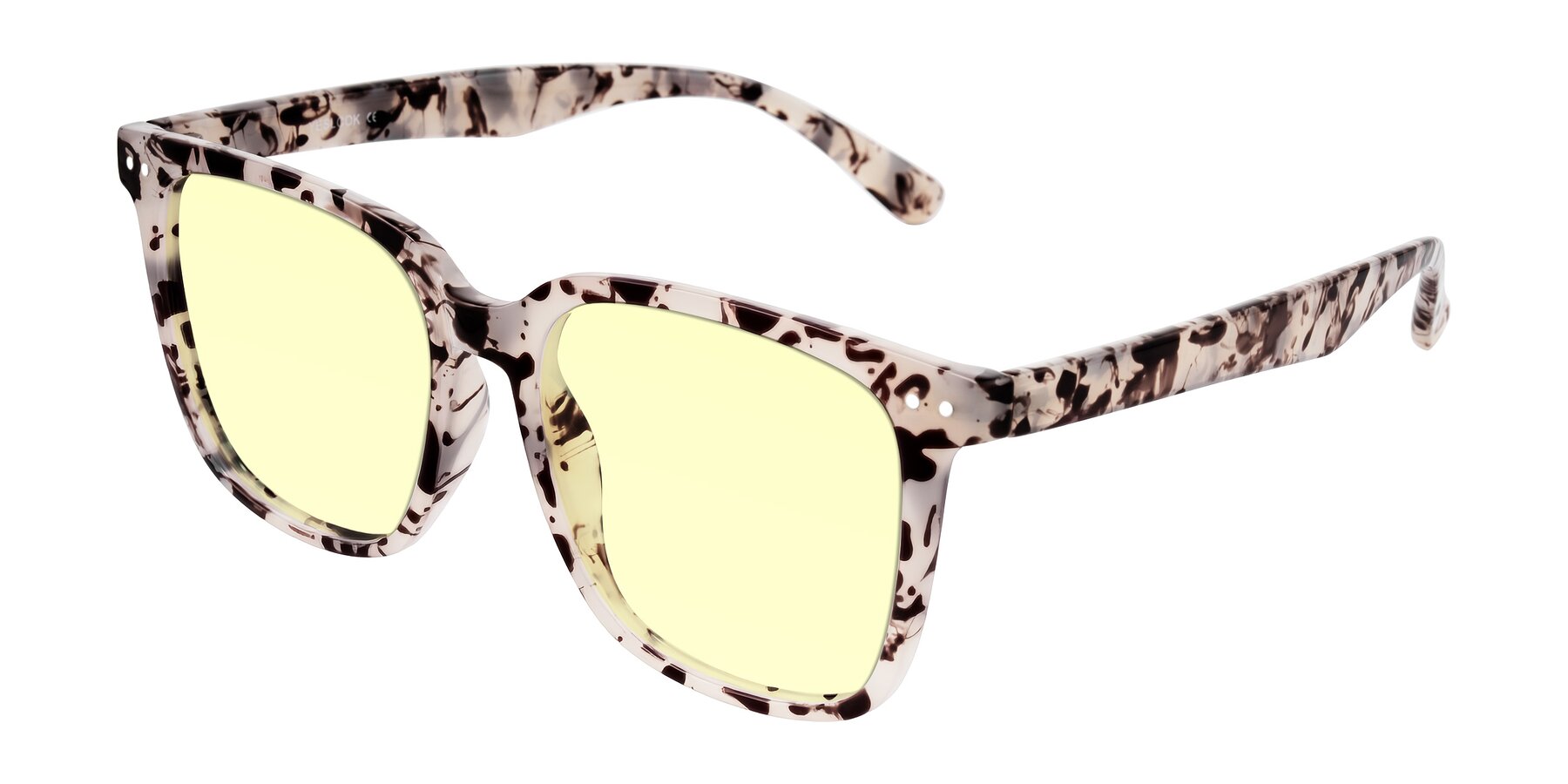 Angle of Arroyo in Ivory Tortoise with Light Yellow Tinted Lenses