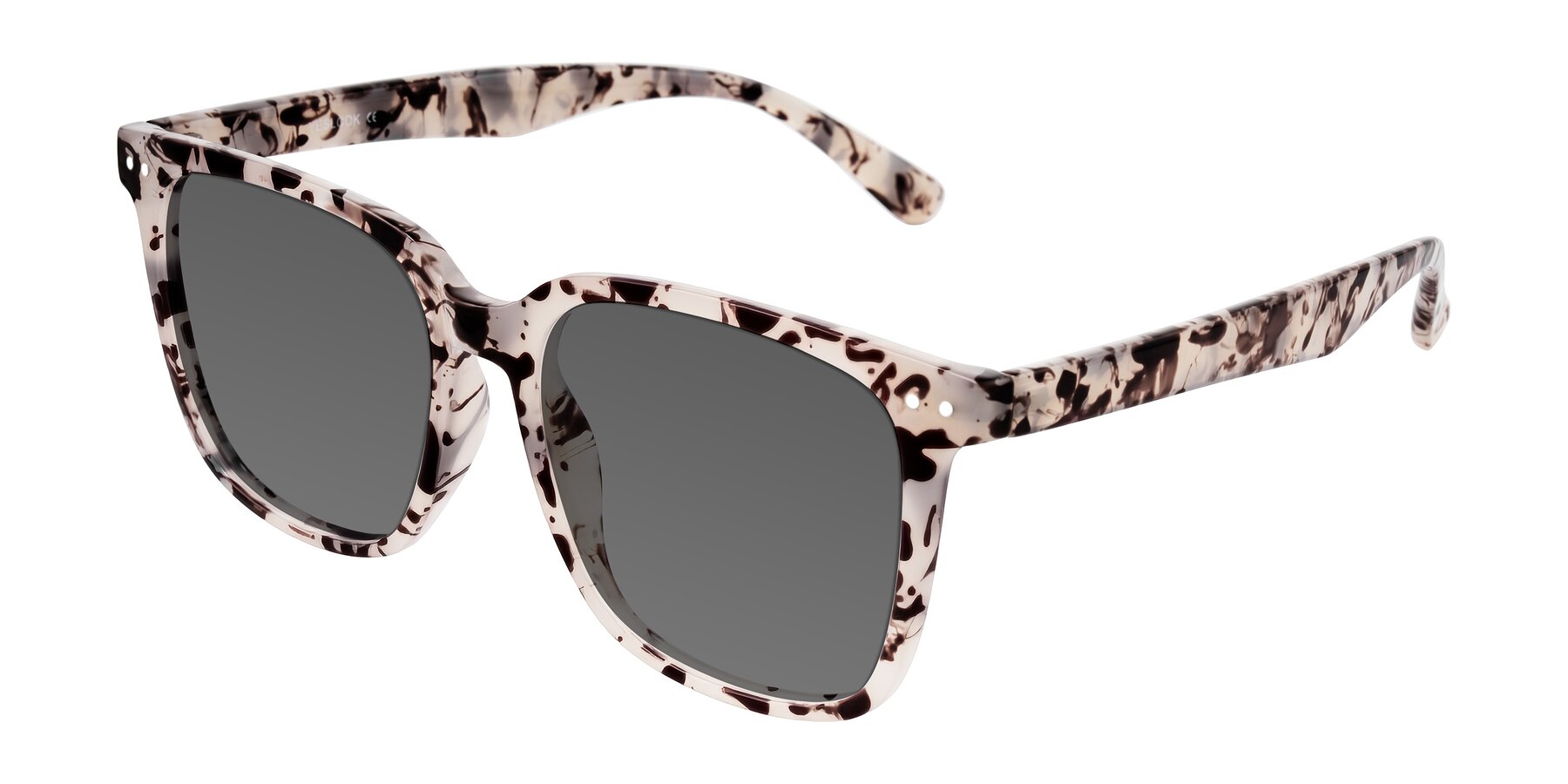 Angle of Arroyo in Ivory Tortoise with Medium Gray Tinted Lenses