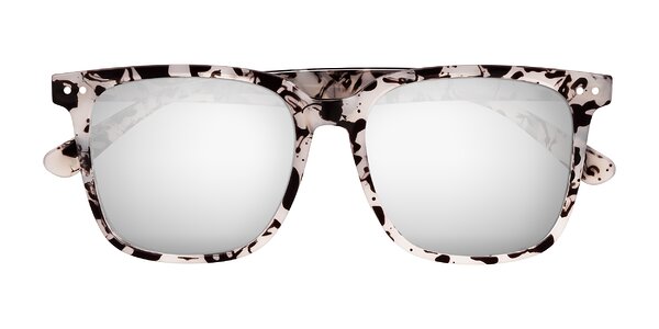 Front of Arroyo in Ivory Tortoise