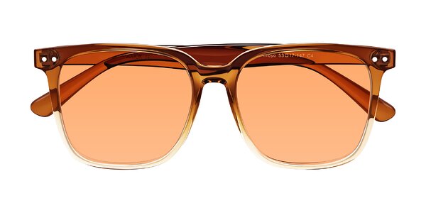 Front of Arroyo in Gradient Caramel