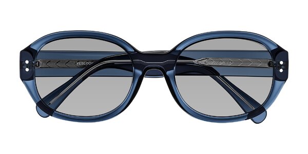 Front of Novak in Translucent Blue