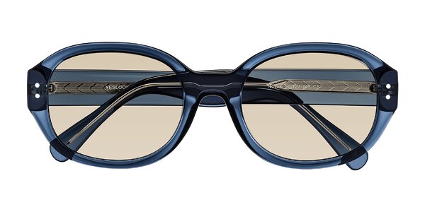 Front of Novak in Translucent Blue
