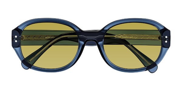 Front of Novak in Translucent Blue